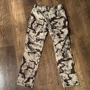 First Lite Brown Tan Cargo Jeans Outdoor Essential